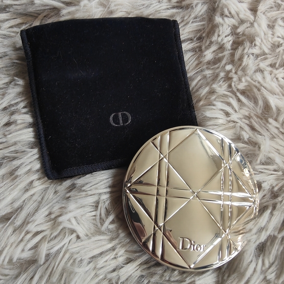 Dior DiorSkin Nude Luminizer Highlighter with Pouch - Picture 2 of 2